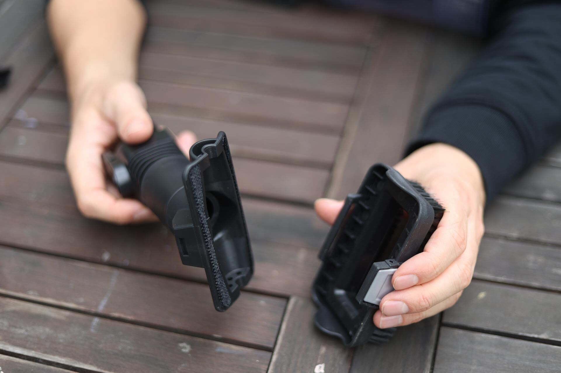 Die Shark Stratos Polsterbürste mit 2 Aufsätzen